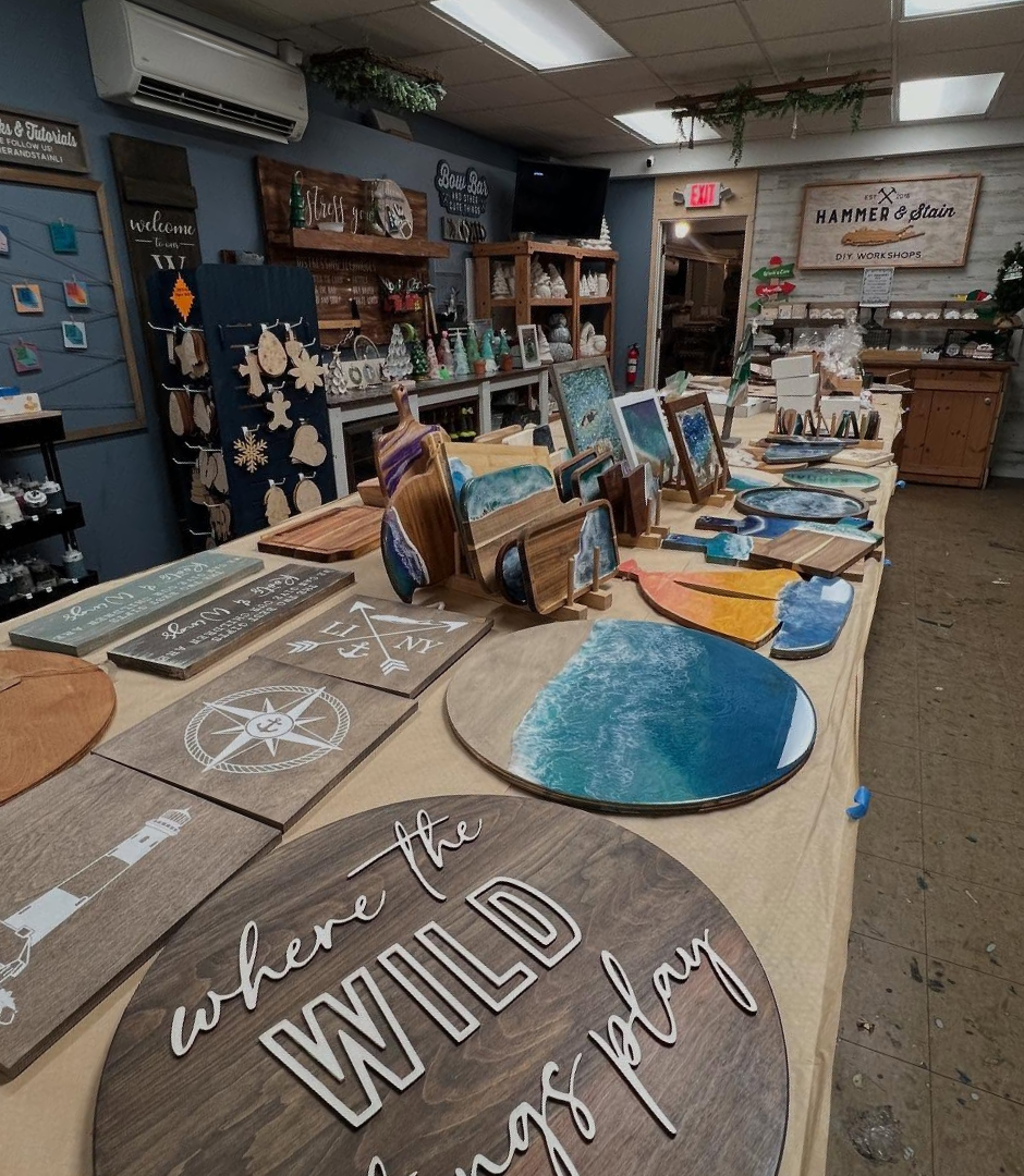 crafts at Hammer & Stain